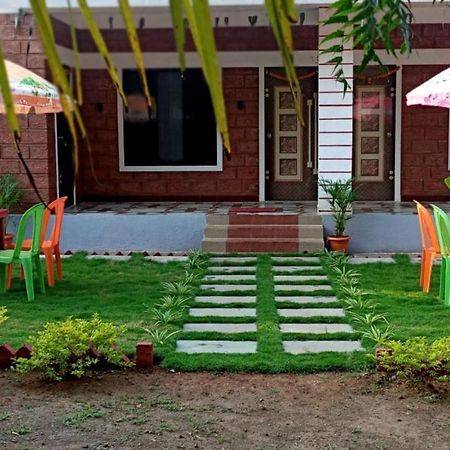 Coconut Village Resort Alibag Bagian luar foto